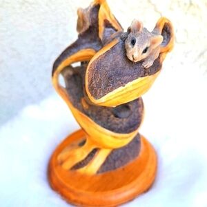 Mill Creek Studios 2000 Playhouse Mouse 7" Resin Signed By Desiree Hajny